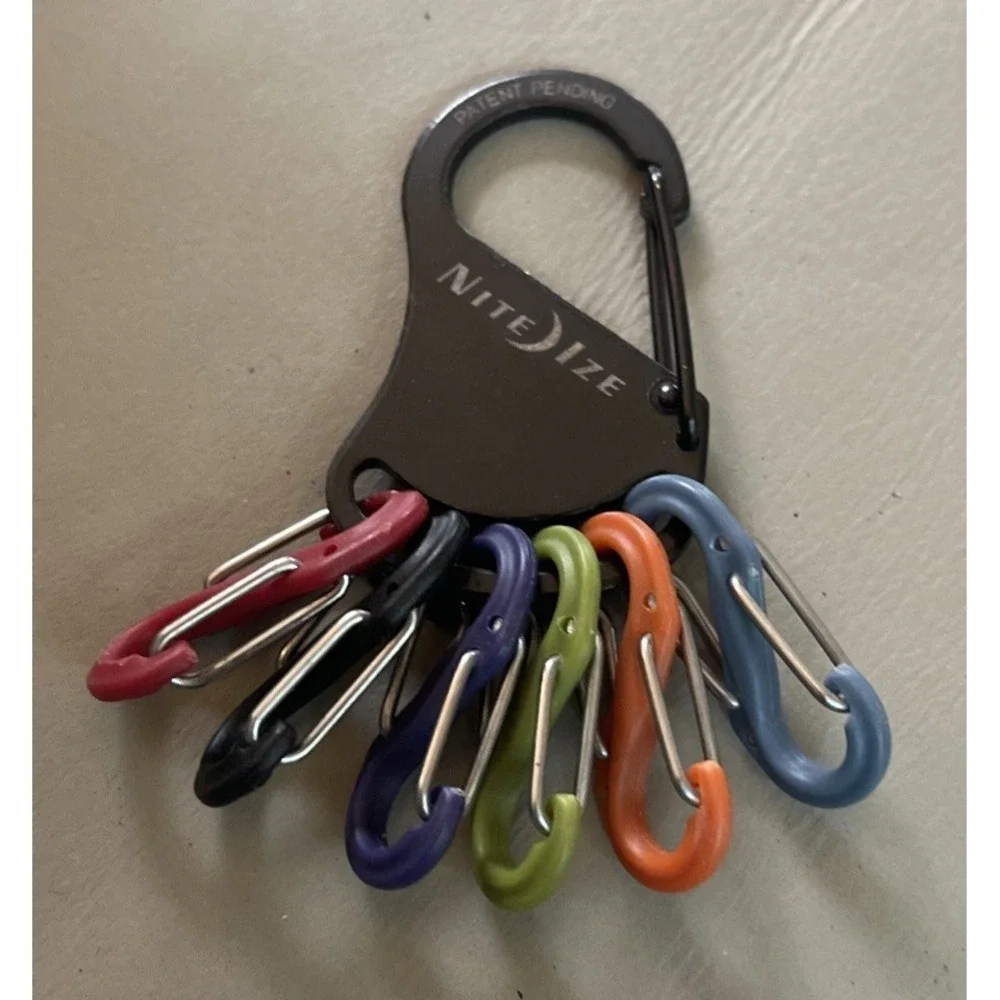Nite Ize Key Rack S-Biner KRK2-01-R6 for Keys Organization